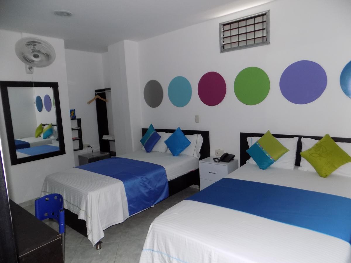 Hotel Luna Azul Florencia  Buitenkant foto