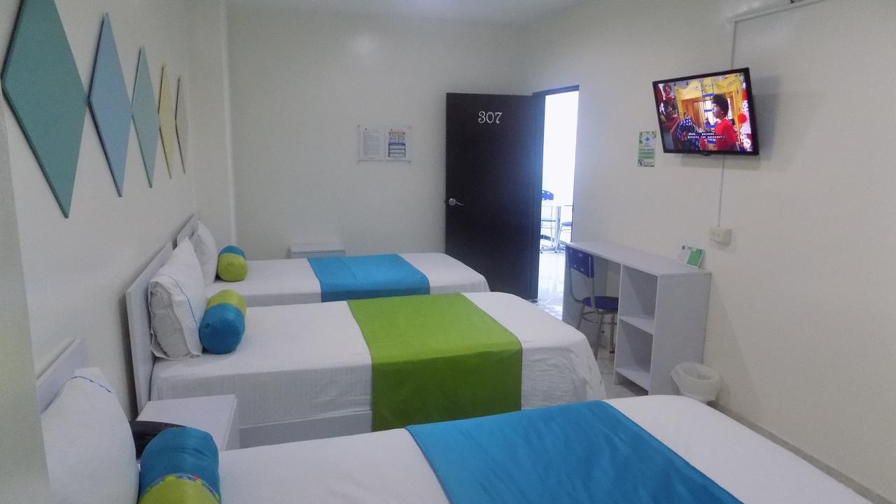 Hotel Luna Azul Florencia  Buitenkant foto