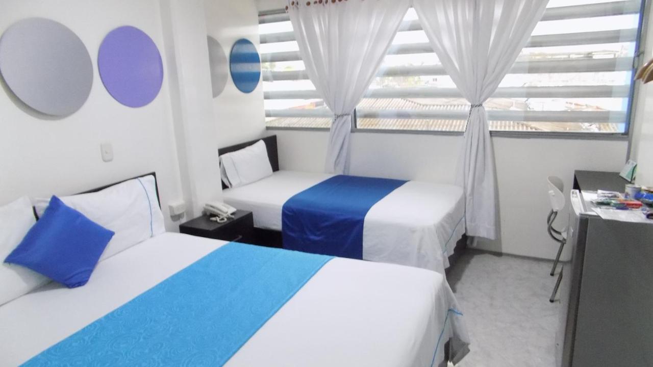 Hotel Luna Azul Florencia  Buitenkant foto