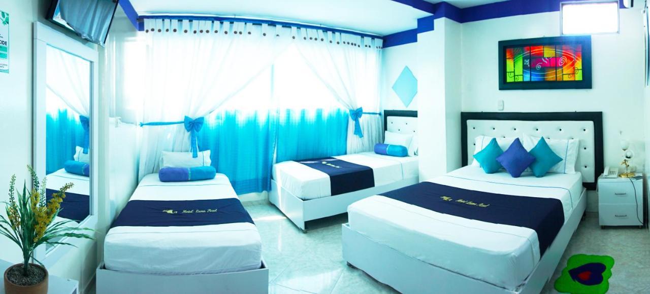 Hotel Luna Azul Florencia  Buitenkant foto