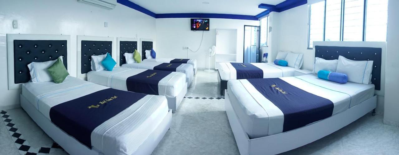 Hotel Luna Azul Florencia  Buitenkant foto
