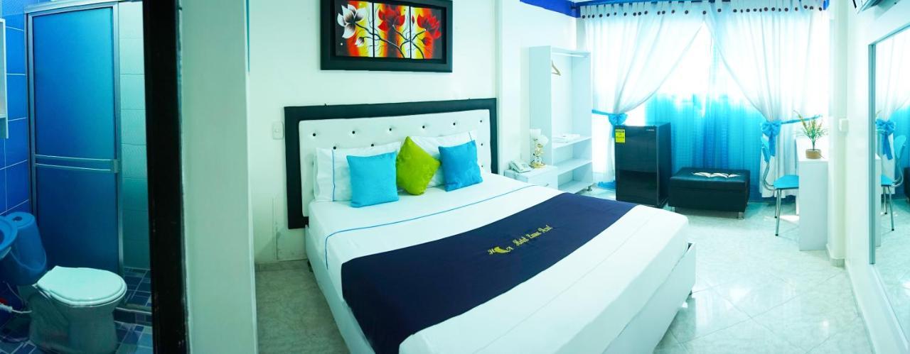 Hotel Luna Azul Florencia  Buitenkant foto